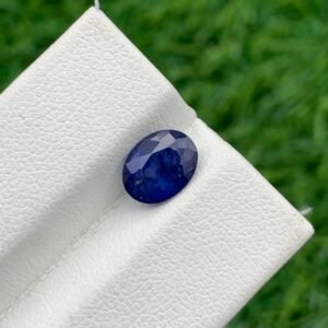 Blue Sapphire Oval Cut — Brilliant 1.8 Ct Loose Corundum