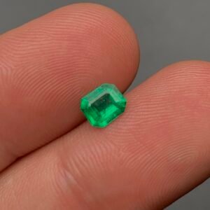 Emerald Emerald Cut — Magnificent 0.7 Ct Loose Beryl