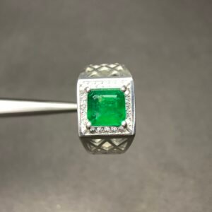 Emerald Handmade Silver Men's Ring — Natural Gemstone Ring