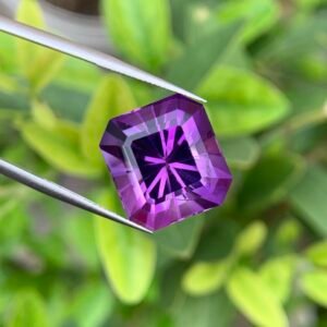 Purple Amethyst Radiant Cut — Dazzling 21.7 Ct Loose Quartz
