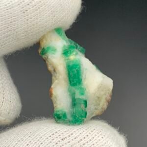 Raw Emerald Specimen 10.55 g — Natural Beryl Crystal from Swat, Pakistan