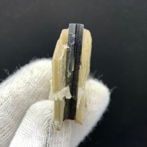 Raw Black Tourmaline Specimen 17.3 g — Natural Tourmaline Crystal
